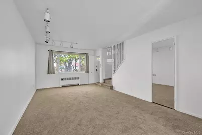 13-52 Bell Boulevard #215, Bayside, NY 11360 - Photo 3
