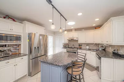 188 Geneva Street, Bay Shore, NY 11706 - Photo 5