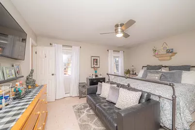 188 Geneva Street, Bay Shore, NY 11706 - Photo 25