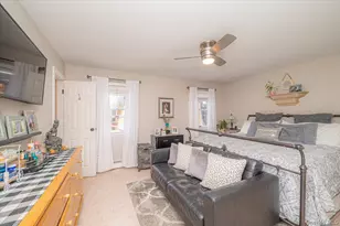 188 Geneva St, Bay Shore, NY 11706 - Photo 25