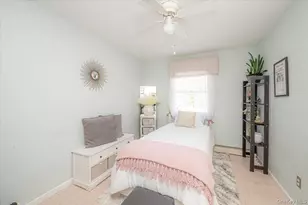 188 Geneva St, Bay Shore, NY 11706 - Photo 21