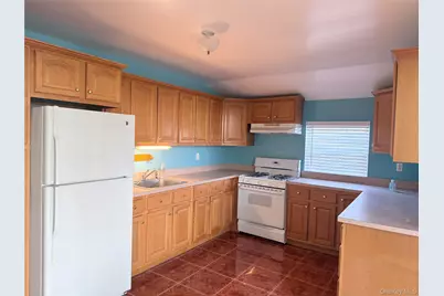 14717 249th Street #2, Rosedale, NY 11422 - Photo 9