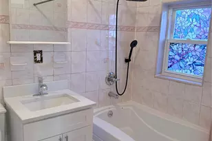 147-17 249th St, Rosedale, NY 11422 - Photo 3