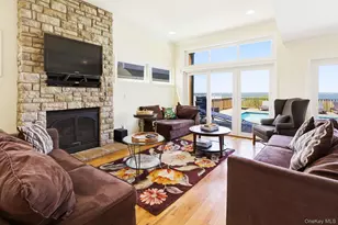 818 Dune Rd, Westhampton Beach, NY 11978 - Photo 9