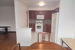 65-08 77th St, Middle Village, NY 11379 - Photo 9