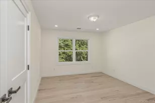 833 Cleveland St, West Hempstead, NY 11552 - Photo 27