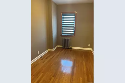 5314 194th Street, Fresh Meadows, NY 11365 - Photo 7