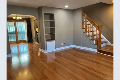 5314 194th Street, Fresh Meadows, NY 11365 - Photo 9