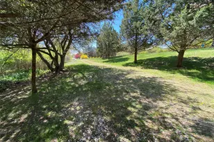100 Sound Dr, Greenport, NY 11944 - Photo 17