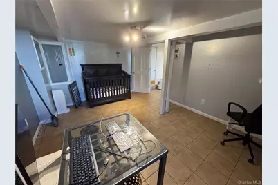 31 Gregory Street, Valley Stream, NY 11580 - Photo 25
