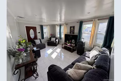 31 Gregory Street, Valley Stream, NY 11580 - Photo 3