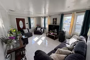 31 Gregory St, Valley Stream, NY 11580 - Photo 3