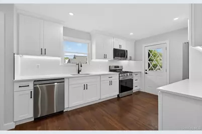 436 15th Street, West Babylon, NY 11704 - Photo 15