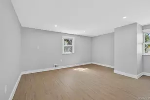 436 15th St, West Babylon, NY 11704 - Photo 25