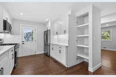 436 15th Street, West Babylon, NY 11704 - Photo 17