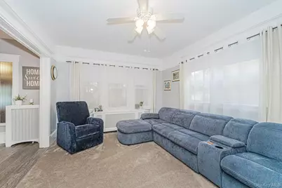 109 Adams Avenue, New York, NY 10306 - Photo 13