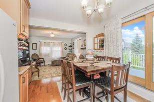 109 Adams Ave, New York, NY 10306 - Photo 9