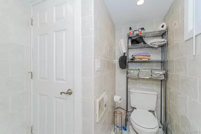 109 Adams Avenue, New York, NY 10306 - Photo 23