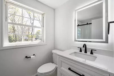 35 Spencer Lane, Stony Brook, NY 11790 - Photo 19
