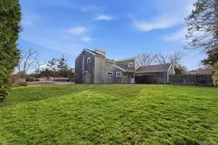 24 Liberty St, Westhampton Beach, NY 11978 - Photo 25