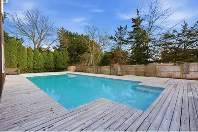 24 Liberty Street, Westhampton Beach, NY 11978 - Photo 27