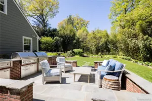 24 Matinecock Farms Rd, Glen Cove, NY 11542 - Photo 19