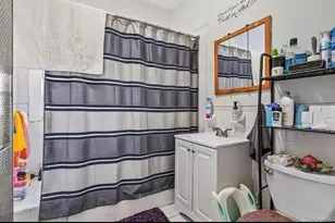951 E 221st St, Bronx, NY 10469 - Photo 31