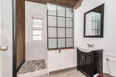 951 E 221st Street, Bronx, NY 10469 - Photo 19