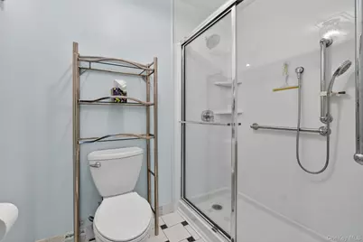 2 Park Place #B1D, Newburgh, NY 12550 - Photo 21