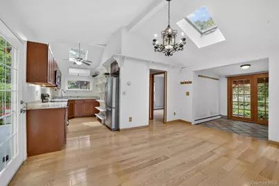 37 Hollowbrook Lane, Cortlandt Manor, NY 10567 - Photo 7