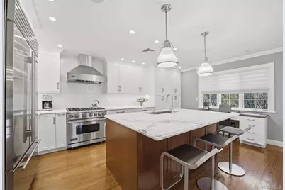 11 White Plains Road, Bronxville, NY 10708 - Photo 3