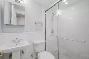 11 White Plains Rd, Bronxville, NY 10708 - Photo 23