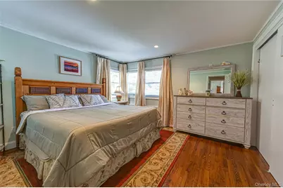 7 Ursular Court, Smithtown, NY 11787 - Photo 17