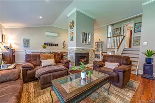 7 Ursular Ct, Smithtown, NY 11787 - Photo 13