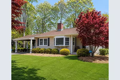 7 Ursular Court, Smithtown, NY 11787 - Photo 5