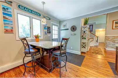 7 Ursular Court, Smithtown, NY 11787 - Photo 9