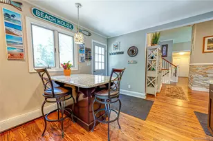 7 Ursular Ct, Smithtown, NY 11787 - Photo 9