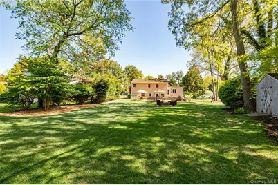 7 Ursular Court, Smithtown, NY 11787 - Photo 27