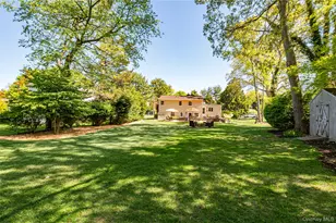 7 Ursular Ct, Smithtown, NY 11787 - Photo 27
