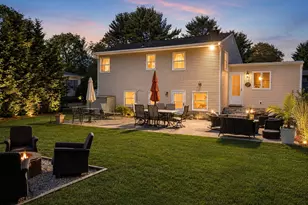 7 Ursular Ct, Smithtown, NY 11787 - Photo 31