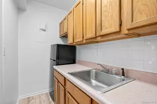 101 Old Mamaroneck Rd, White Plains, NY 10605 - Photo 9