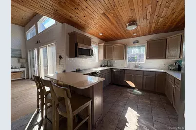 431 Dehnhoff Walk, Ocean Beach, NY 11770 - Photo 5