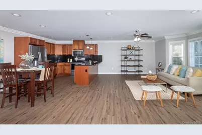 2200 Dolphin Lane #609, Holbrook, NY 11741 - Photo 7