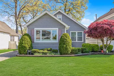 196 Central Avenue, Lynbrook, NY 11563 - Photo 1