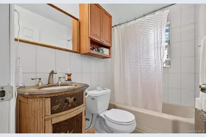 28 Linden Street, Great Neck, NY 11021 - Photo 7