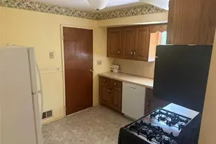 18 Greene Rd, Spring Valley, NY 10977 - Photo 5