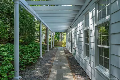 105 Douglas Road, Chappaqua, NY 10514 - Photo 7