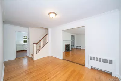 105 Douglas Road, Chappaqua, NY 10514 - Photo 3