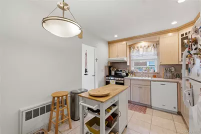 15163 19th Avenue, Whitestone, NY 11357 - Photo 5