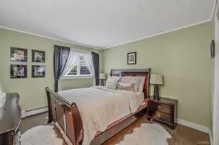 320 28th St, Lindenhurst, NY 11757 - Photo 23